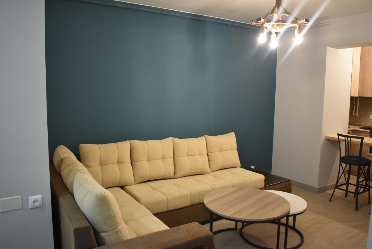 Loft Apartment In 耶烈万 外观 照片