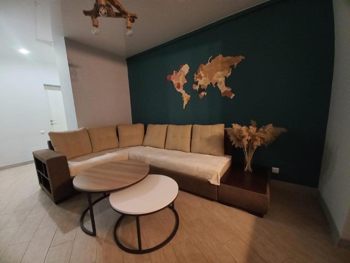 Loft Apartment In 耶烈万 外观 照片